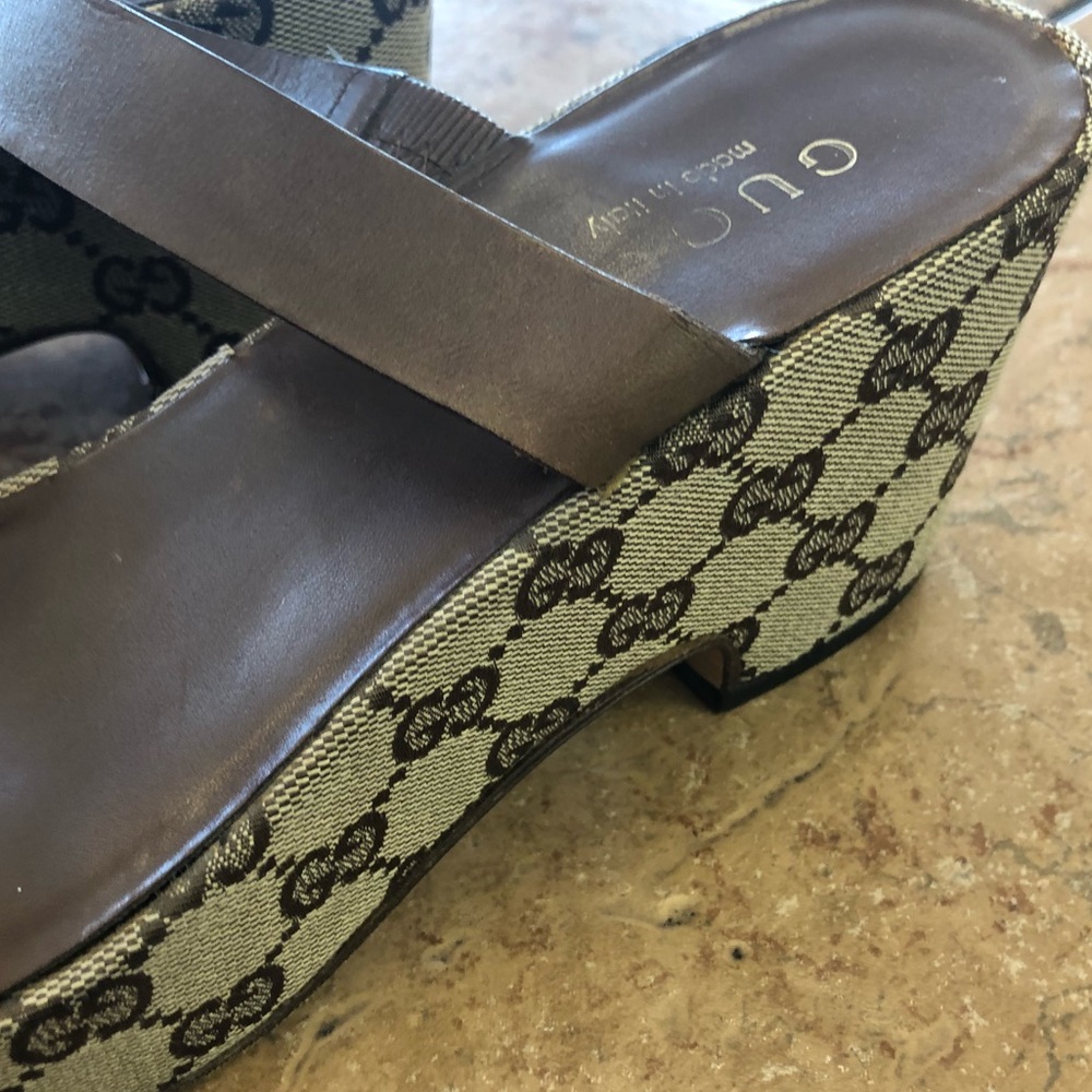 On hold🌟Gucci sandals🌟